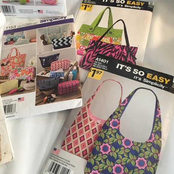 Lot of 5 New Simplicity and 1 See & Sew Handbag Tote & Accessories Patterns - Picture 4 of 6